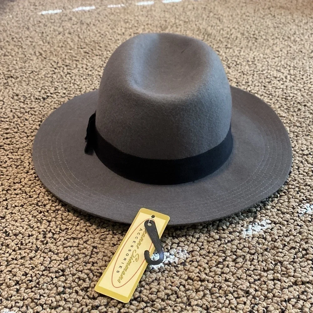 NWT Gray Wool/Polyester Fedora Hat